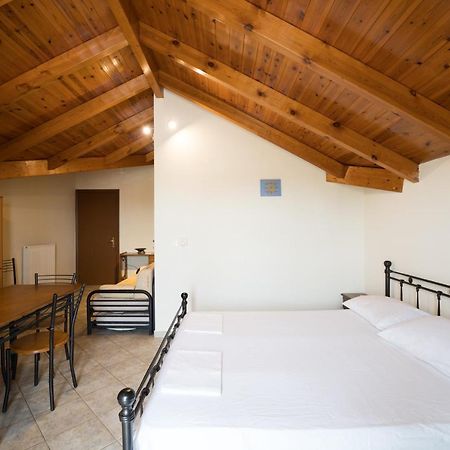 The Loft Studio Lixouri Esterno foto